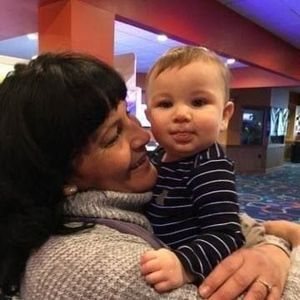 Meet your Posher, Iris